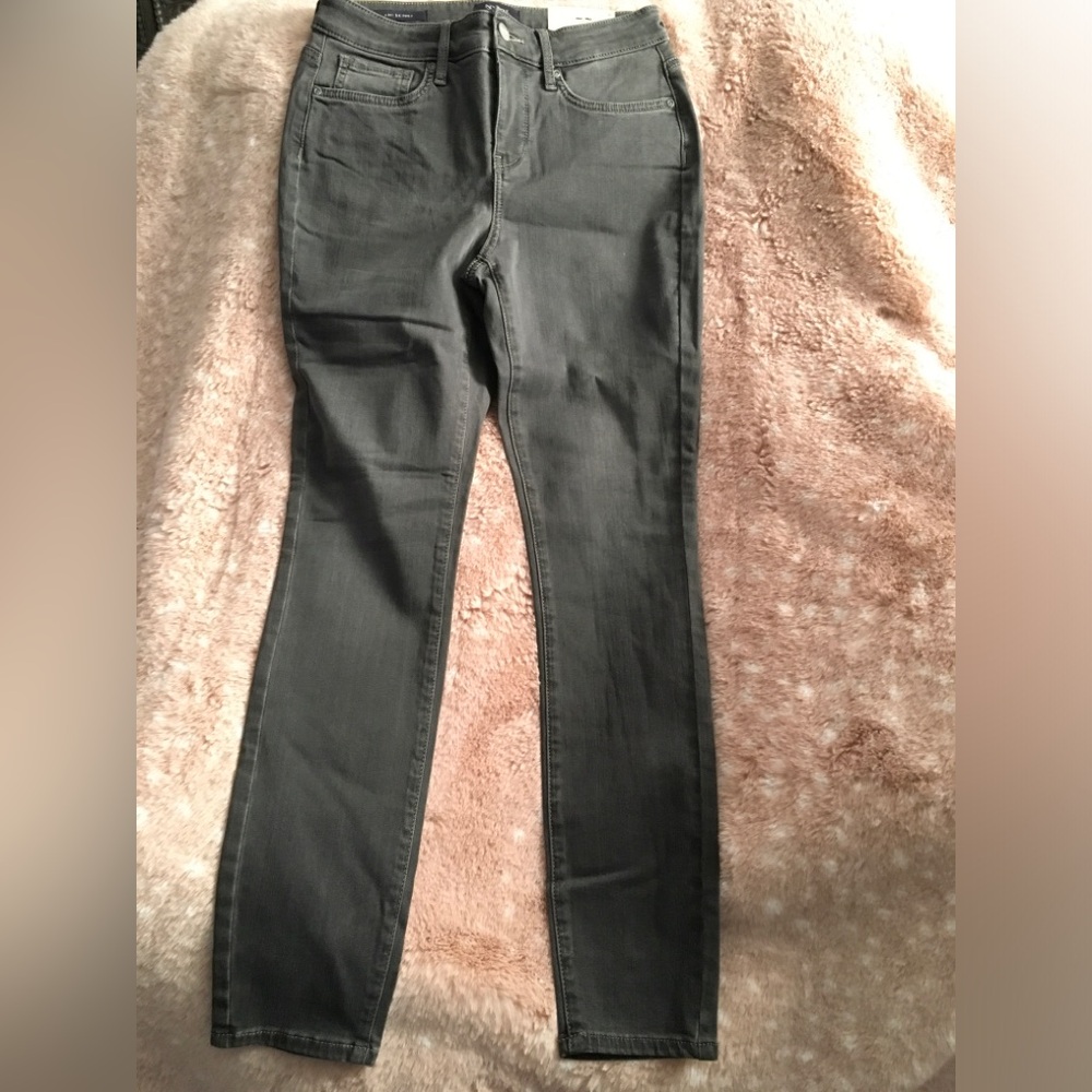 NYDJ Ami Skinny Jeans in Charcoal Gray